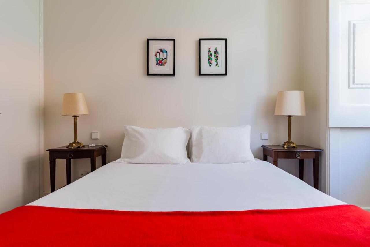 Chiado Prime Garrett Apartment Lisbona Esterno foto
