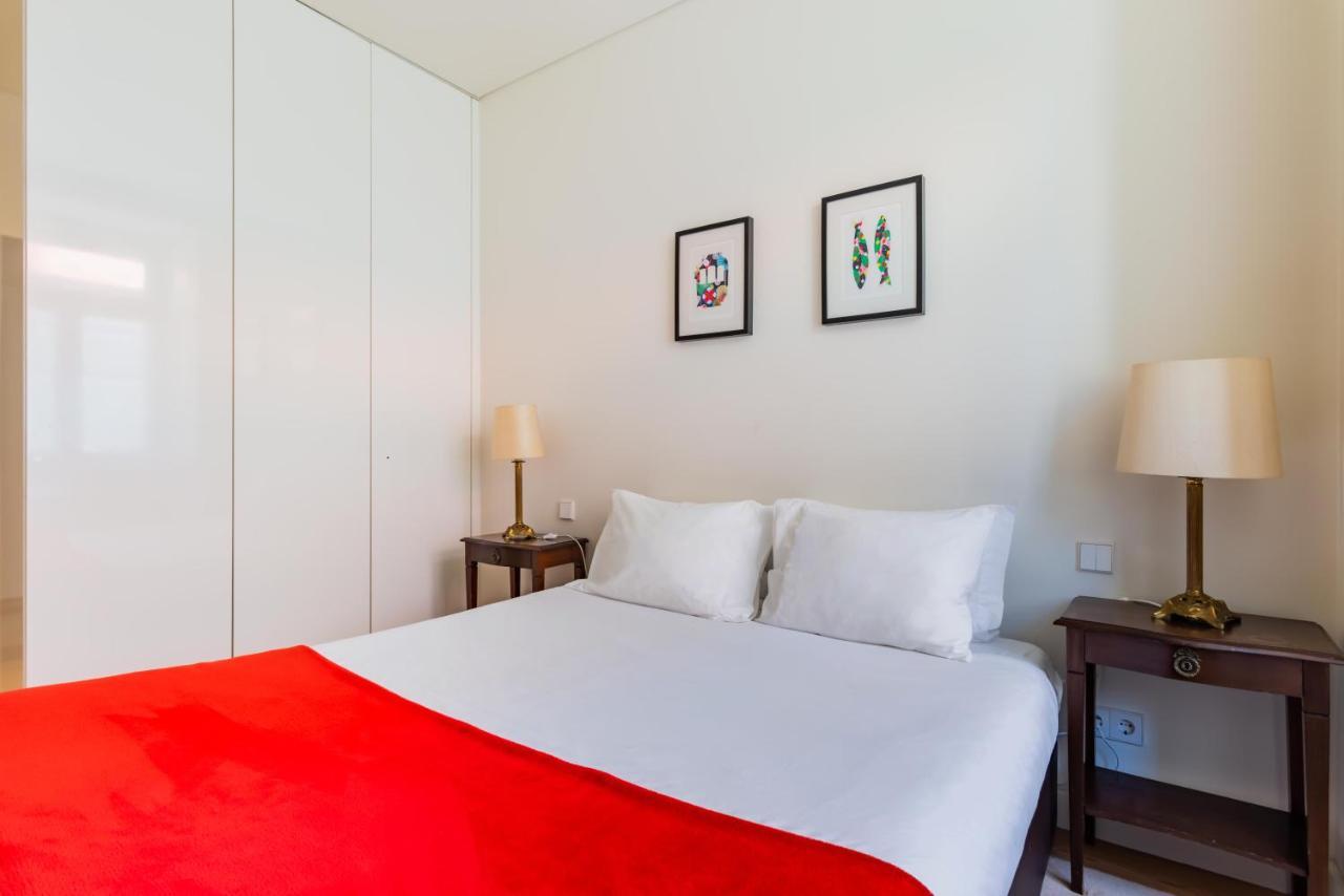 Chiado Prime Garrett Apartment Lisbona Esterno foto