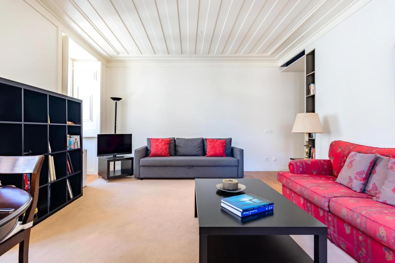 Chiado Prime Garrett Apartment Lisbona Esterno foto