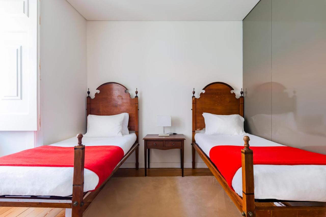 Chiado Prime Garrett Apartment Lisbona Esterno foto